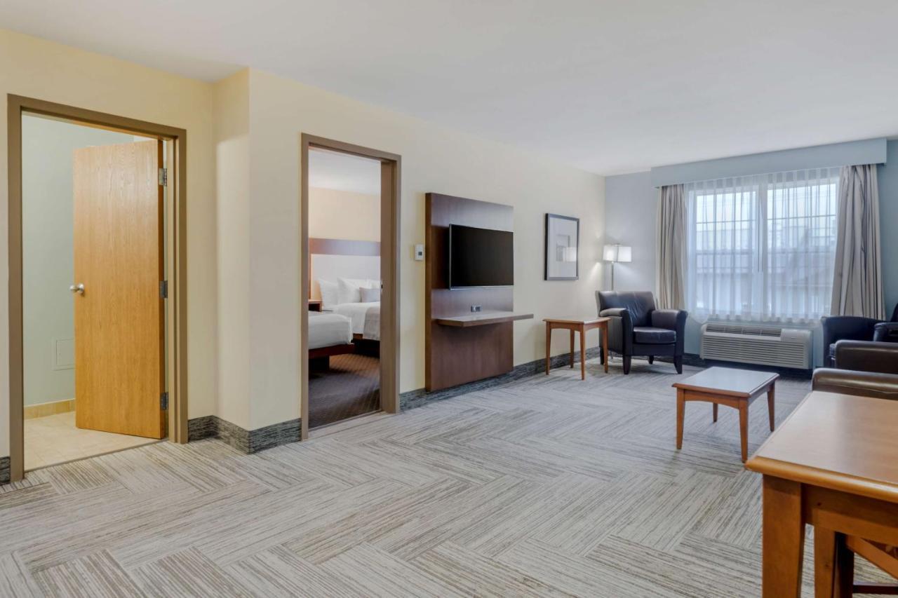 Best Western Plus Woodstock Hotel Conference Centre Εξωτερικό φωτογραφία