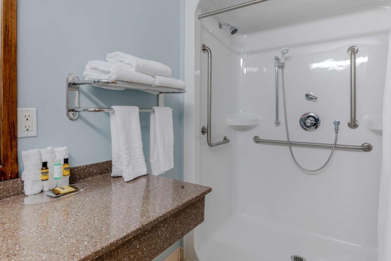 Best Western Plus Woodstock Hotel Conference Centre Εξωτερικό φωτογραφία