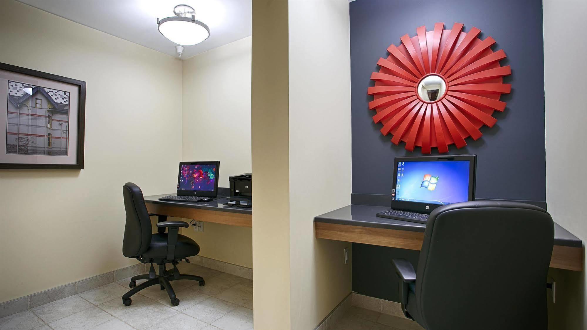 Best Western Plus Woodstock Hotel Conference Centre Εξωτερικό φωτογραφία